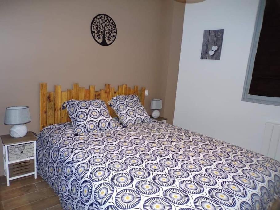 Maison De Ville En Plein Coeur De Jonzac Eksteriør billede